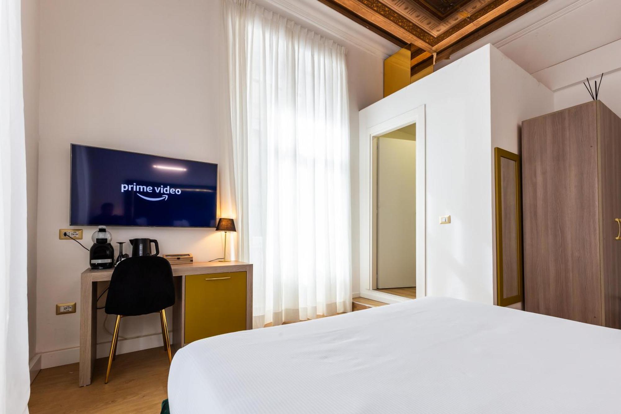 Cavour Luxury Rooms - Lr Collection Roma Exterior foto